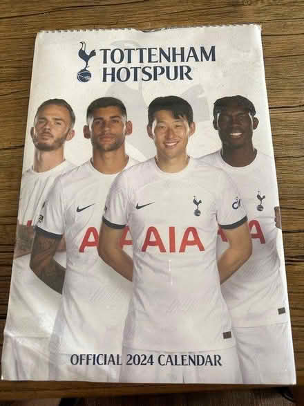 Photo of free Spurs 2024 Calendar (EN8) #1