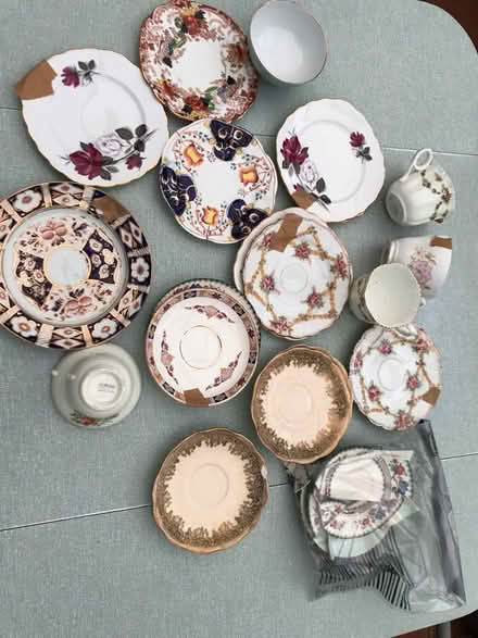 Photo of free Broken & Chipped Vintage China Suitable For A Project. (Farlington PO6) #1