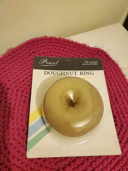 Photo of free Hair doughnut ring (Round Green LU2) #1