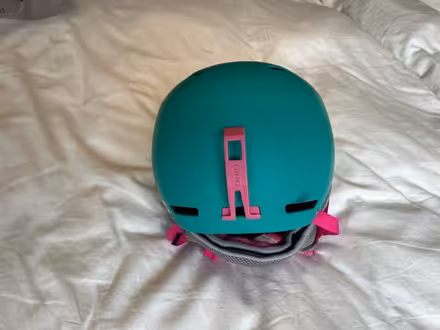 Photo of free Child’s ski helmet and goggles (RG40 Wokingham) #3
