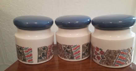 Photo of free coffee sugar and tea cannisters (Hollins BL9) #1
