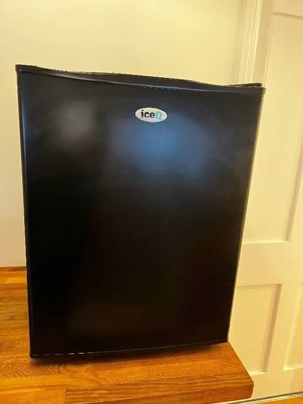 Photo of free Small fridge (Surbiton KT6) #1