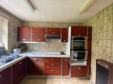 Photo of free Kitchen cabinets (Oadby LE2) #1