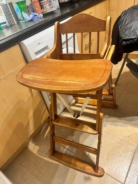Photo of free Highchair (KT8 East Molesey) #1