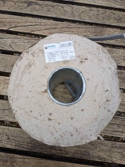 Photo of free 3 core and earth cable (Congleton Hightown) #2