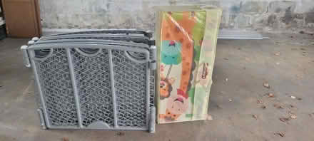 Photo of free Baby crib and mattress (Everett) #1