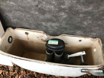 Photo of free Toilet Cistern + lid (Bucknell SY7) #2