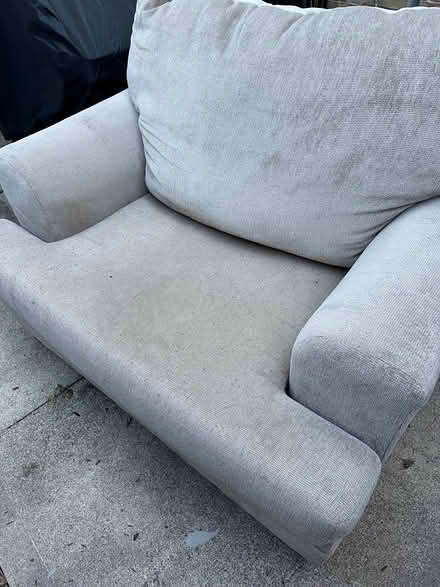 Photo of free Oversized chair (Northwest Columbus) #1