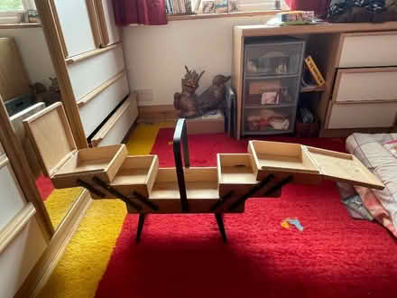 Photo of free expanding sewing box (Leominster HR6) #1