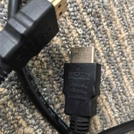Photo of free iPod Charging Cords and HDMI Cable (Saugus) #2