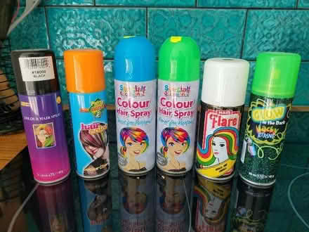 Photo of free Bundle of colour hairsprays (Upper Holloway N7) #1
