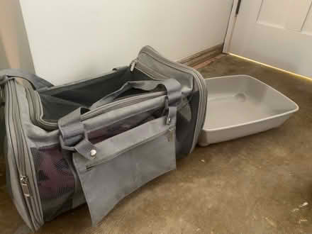 Photo of free Cat litter, carrier and tray (Chingford) #2