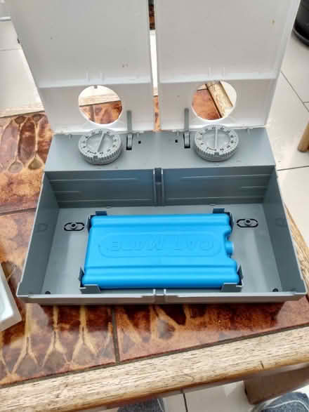 Photo of free Cat feeder (Kingston Seymour BS21) #1