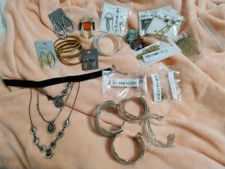 Photo of free Various costume jewellery pieces (Queenstown Road SW8) #1
