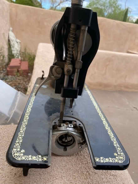 Photo of free Vintage deluxe sewing machine parts (Uptown/Nob hill) #4