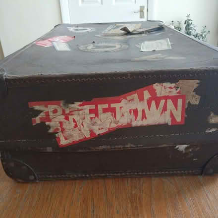 Photo of free Large vintage suitcase (Penicuik EH26) #4