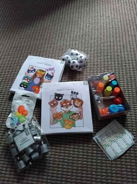 Photo of free Party stuff (Starbeck HG1) #1