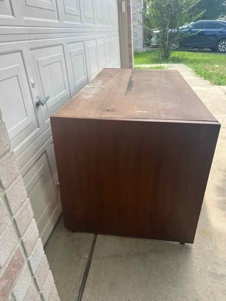 Photo of free Executive desk (78247) #3