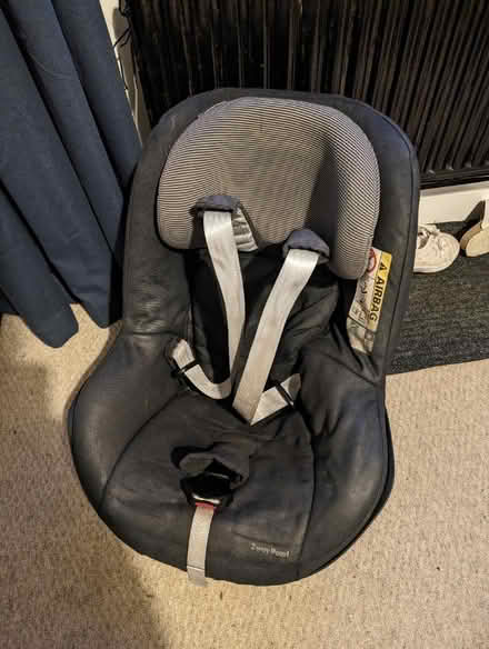 Photo of free Maxi Cosi 2 way Pearl (SY3) #1