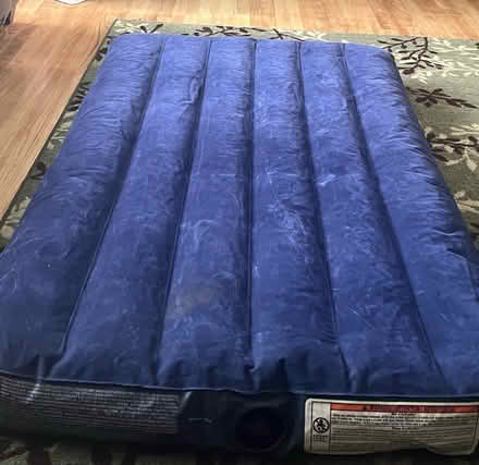Photo of free Twin air mattress (N.Farmington) #1