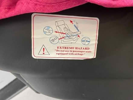 Photo of free Pink baby car seat. (Gosforth NE3) #2