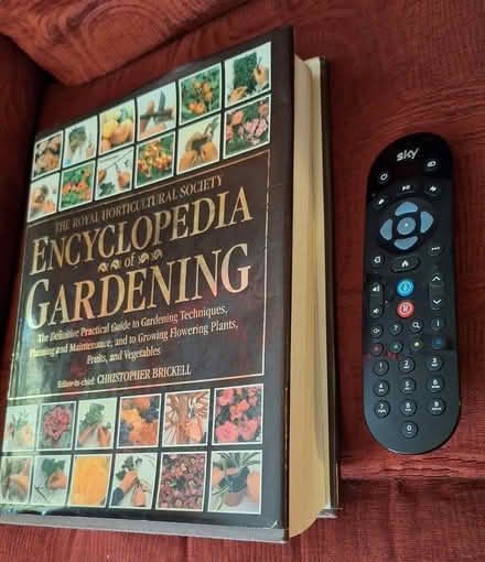 Photo of free Large gardening book. Horsham (Horsham.) #2