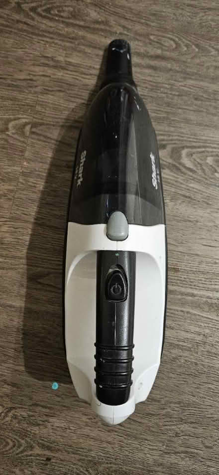 Photo of free Shark cordless vacuum cleaner (little italy) #2