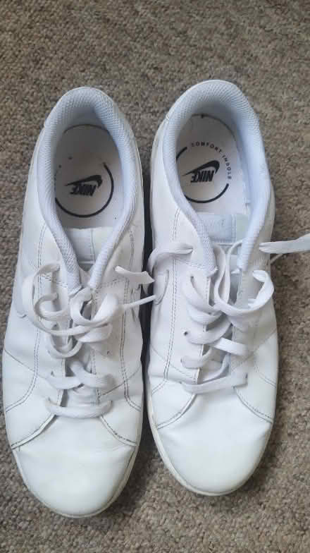 Photo of free White Nike shoes size 8.50 adult (Woodford IG8) #2