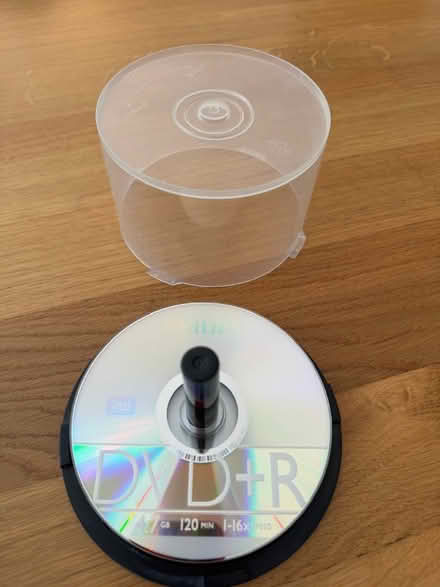 Photo of free DVD+R (writable DVDs) (promised) (Hook Heath GU21) #1