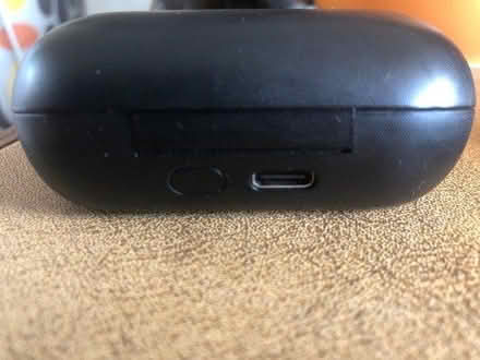 Photo of free Sony earbud case (Pilrig EH7) #4