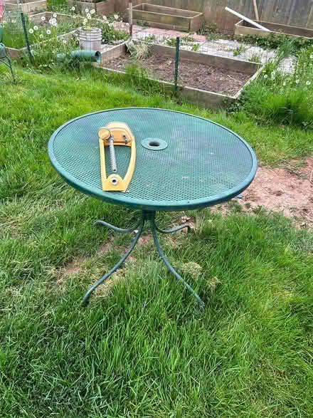 Photo of free Outdoor table and chairs (Doylestown) #2