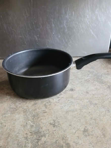 Photo of free saucepan (Bernards Heath AL1) #1
