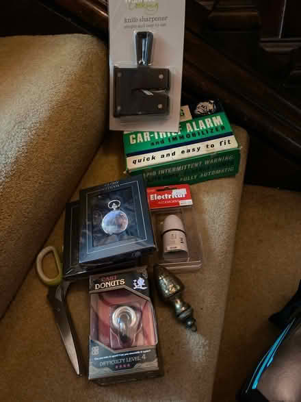 Photo of free Random mix (SW19) #1