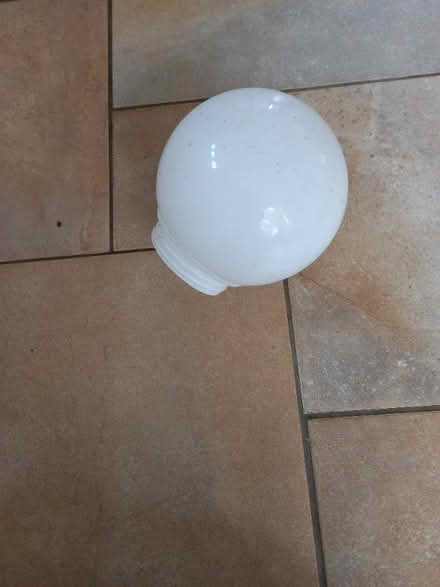 Photo of free White glass lamp shade. (Old Road OX3) #1