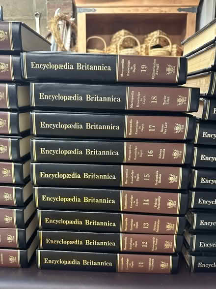 Photo of free 1974 encyclopaedia full set (N9) #4