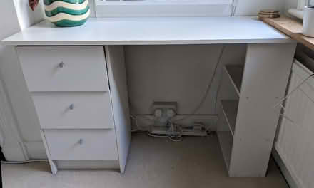 Photo of free Dressing table (Southdown AL5) #1