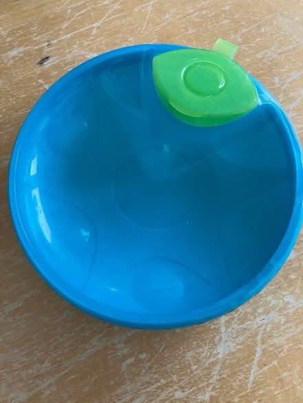 Photo of free Plate with suction pad for baby (Oakley MK43) #1