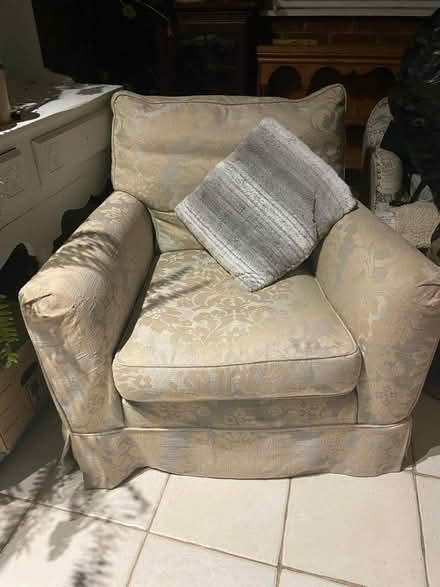 Photo of free Comfortable armchair (Llandrindod LD1) #1