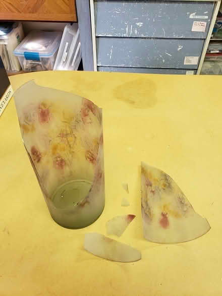 Photo of free Broken vase of Italian glass (La Canada) #4