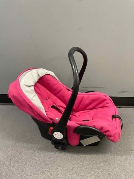 Photo of free Pink baby car seat. (Gosforth NE3) #1
