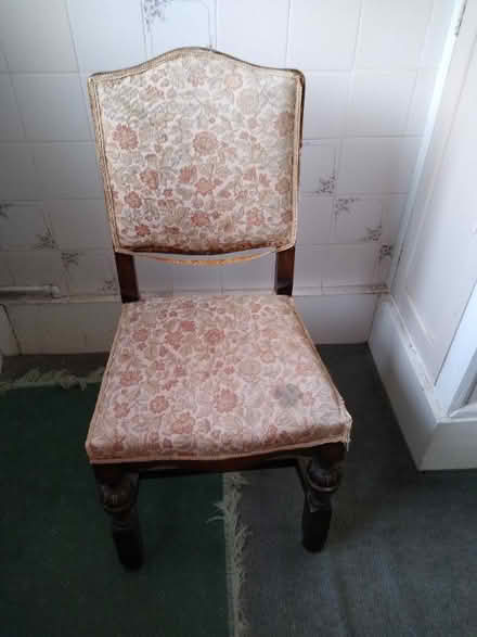 Photo of free chair (Upton CH49) #1