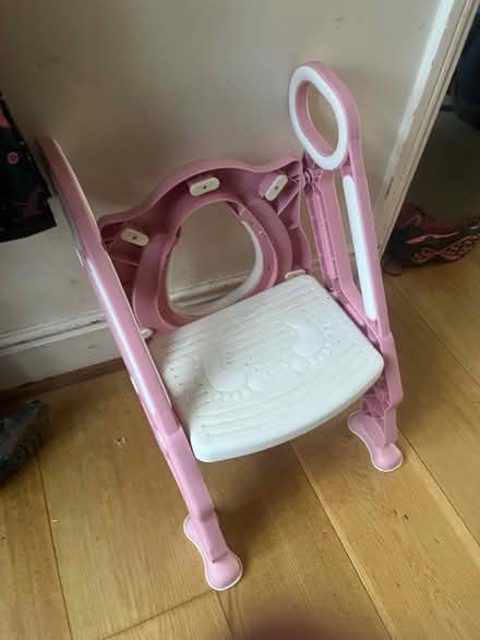 Photo of free Toilet seat (EX1) #1