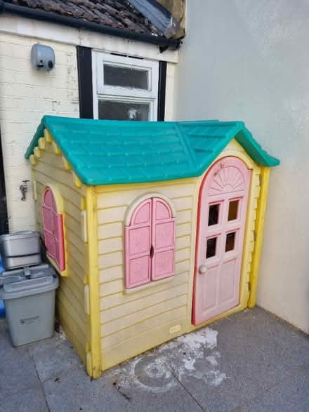 Photo of free Well loved Wendy house (Portsmouth PO2) #1