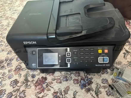 Photo of free Epson Printer and spare cartridges (Sundon Park LU3) #1