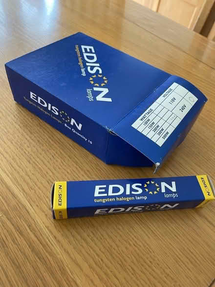 Photo of free 300w halogen bulbs pack of 10 (Hailsham BN27) #2