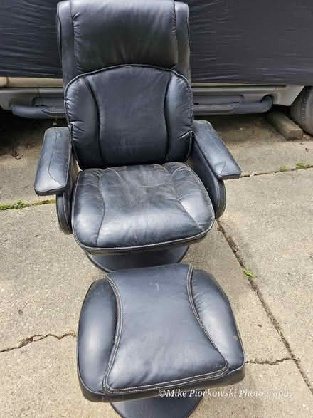 Photo of free Black "leather" chair (NW Suburbs) #2