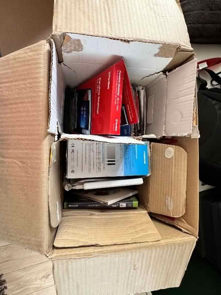 Photo of free Box with computing stuff! (Hampton Hill TW12) #1