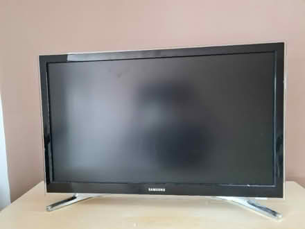 Photo of free Samsung 21 inch TV (Southdown AL5) #1