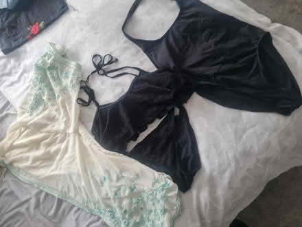Photo of free Woman clothes (L13) #1