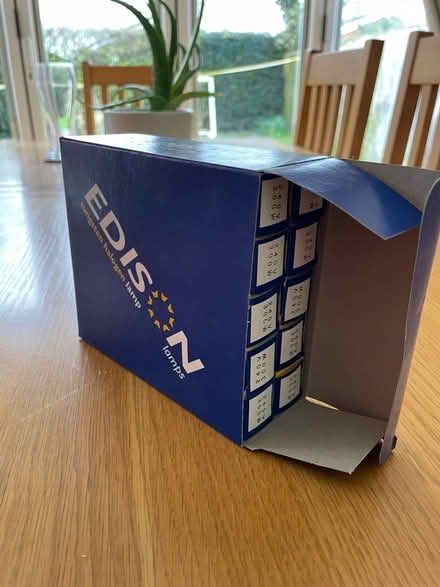 Photo of free 300w halogen bulbs pack of 10 (Hailsham BN27) #3
